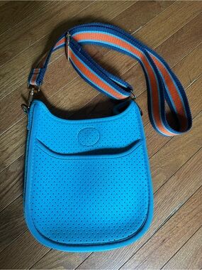 NWOT Adhorned Small Crossbody Bag With Matching Strap